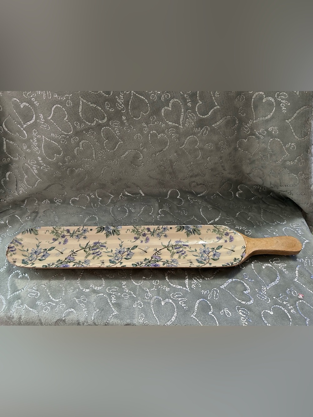 NEW Unbranded 20” Floral Lavender and Green on Cream Charcuterie Platter